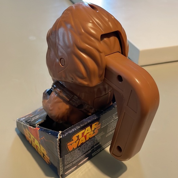 Star Wars Chewbacca Character Flashlight - Picture 5 of 7
